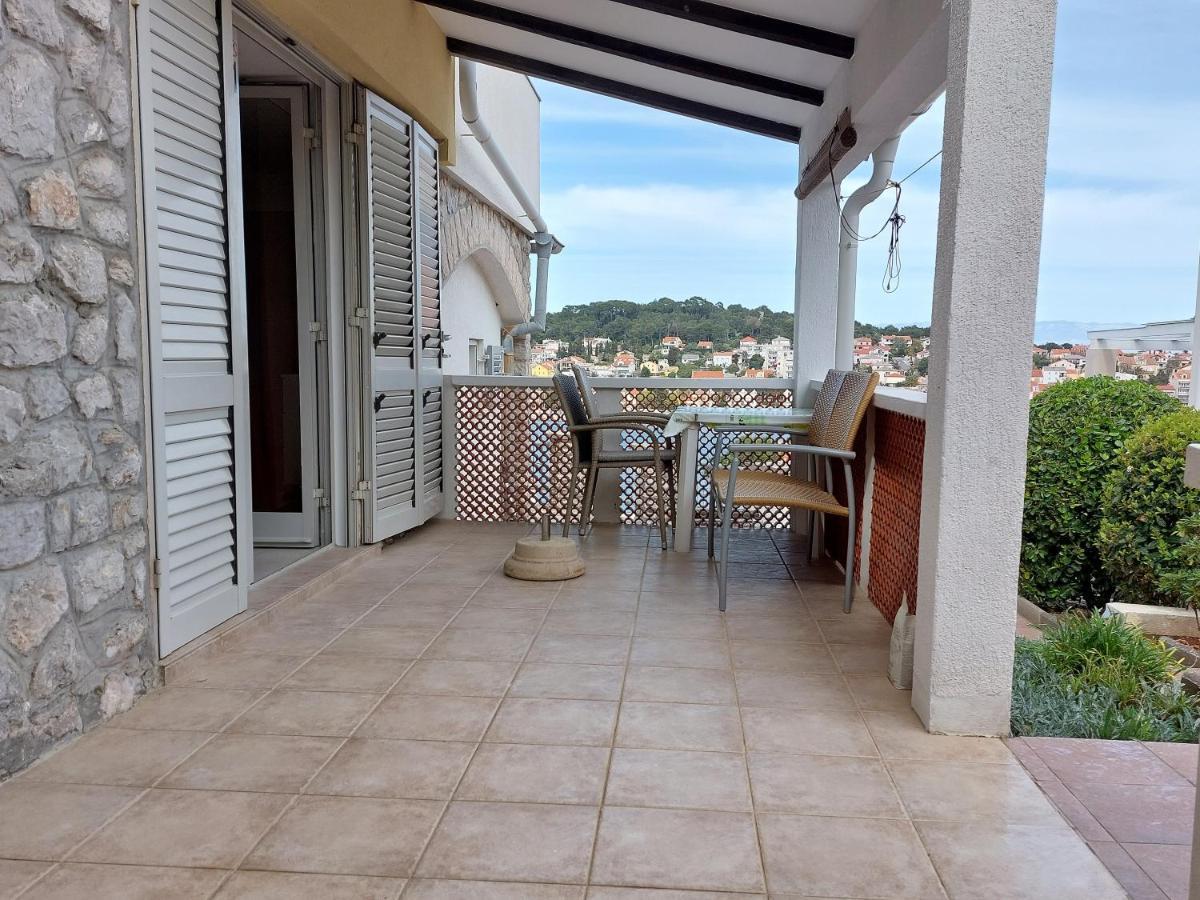 Apartments Joni Cikat Mali Lošinj Extérieur photo