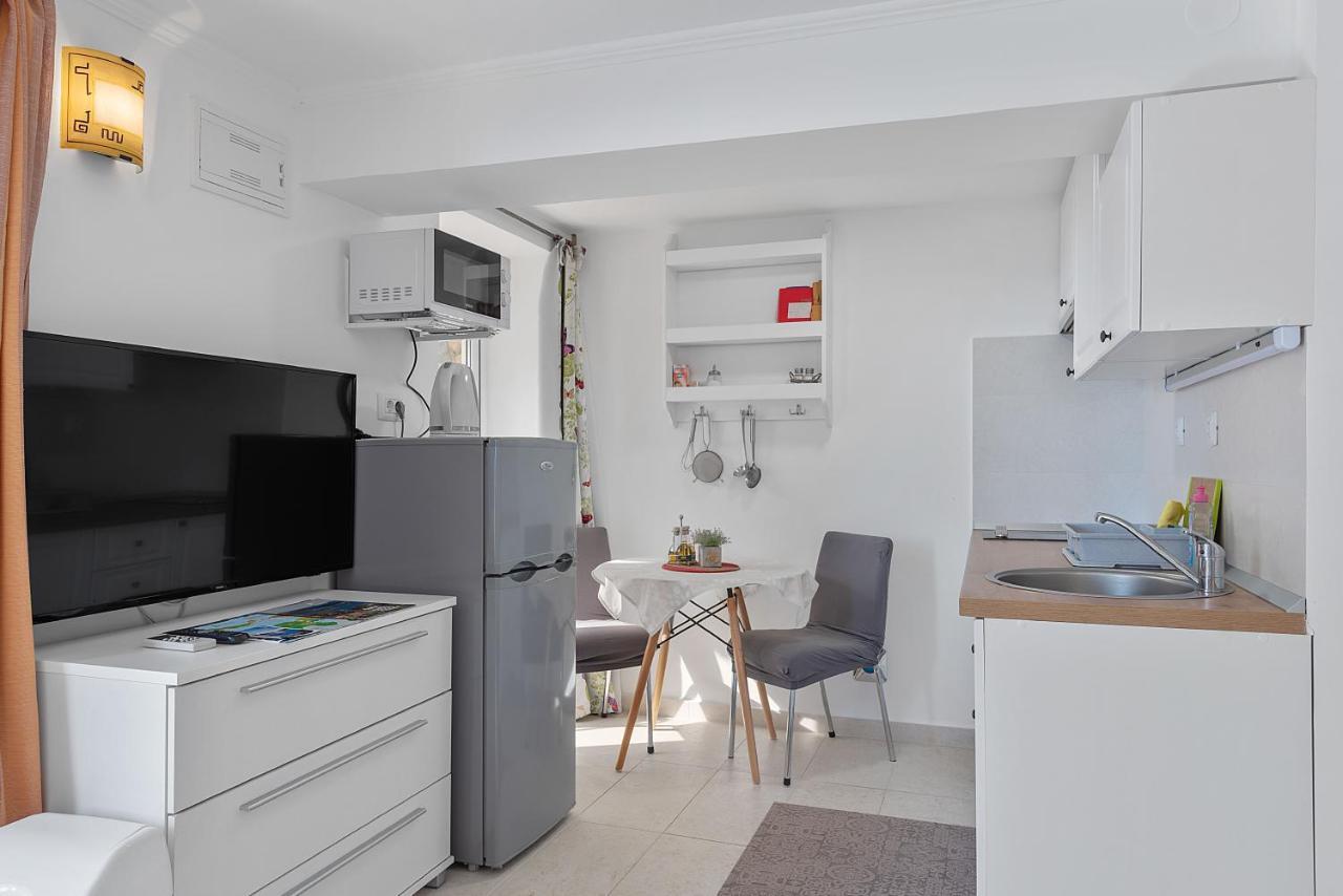 Apartments Joni Cikat Mali Lošinj Extérieur photo