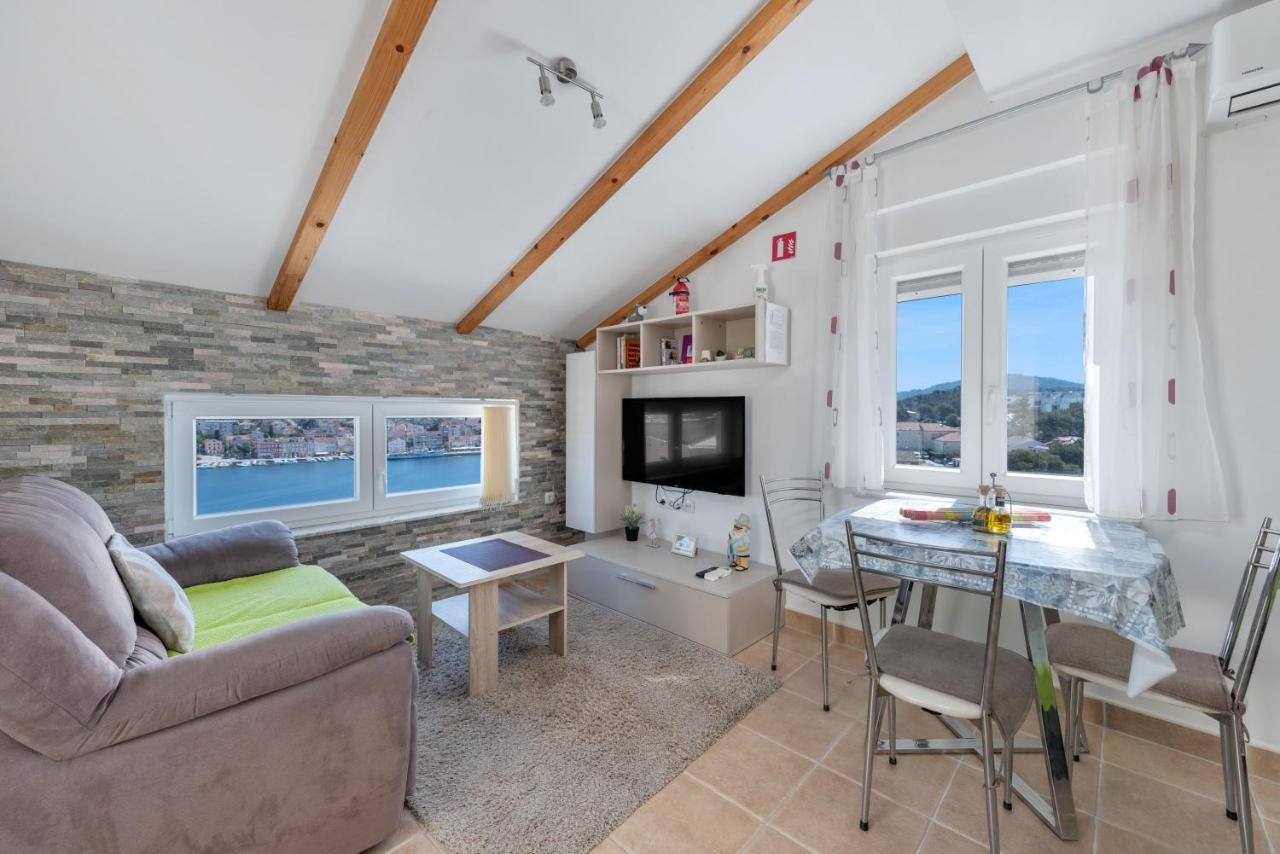 Apartments Joni Cikat Mali Lošinj Extérieur photo