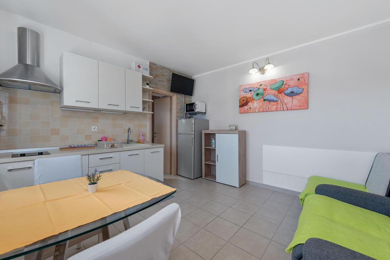 Apartments Joni Cikat Mali Lošinj Extérieur photo