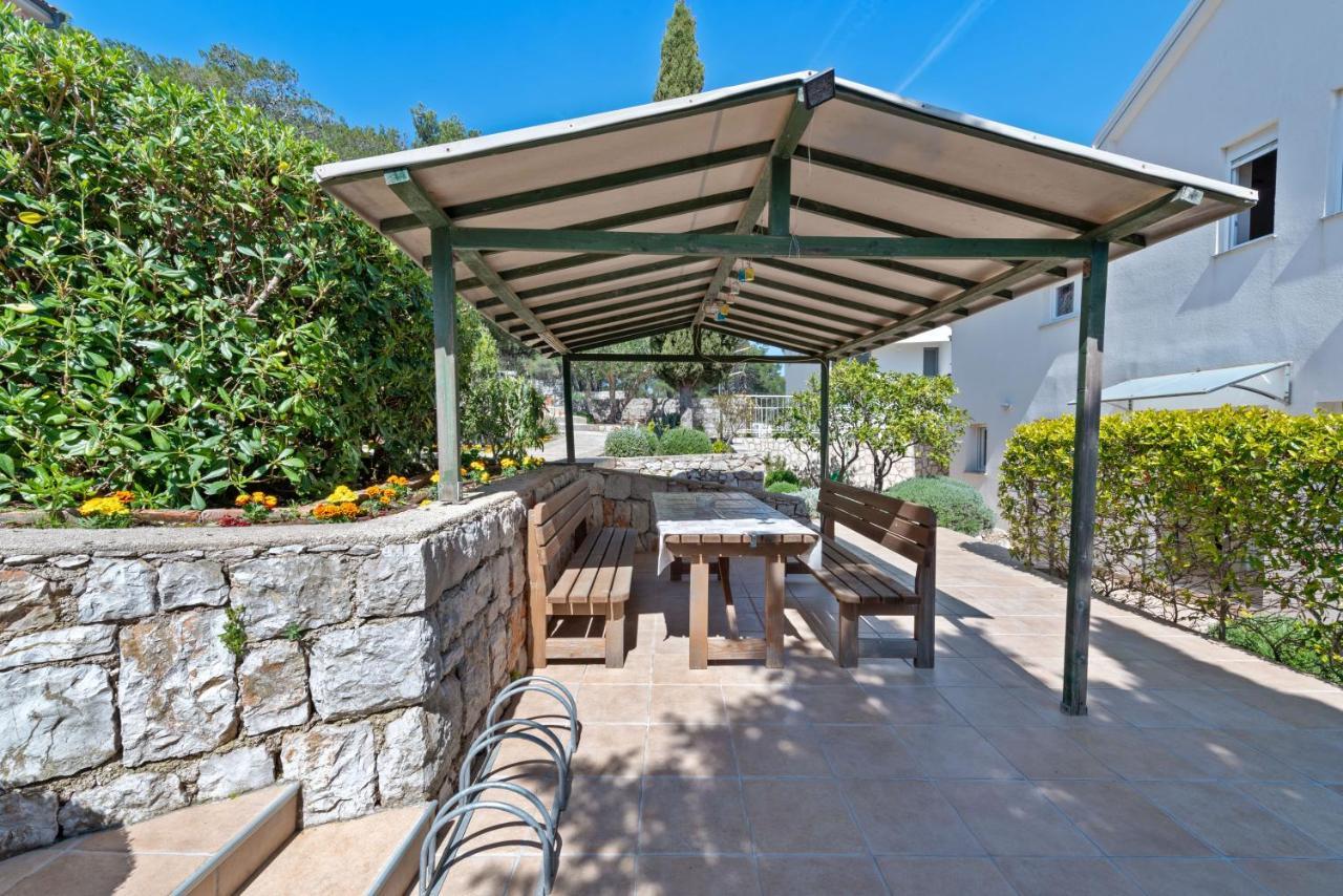 Apartments Joni Cikat Mali Lošinj Extérieur photo