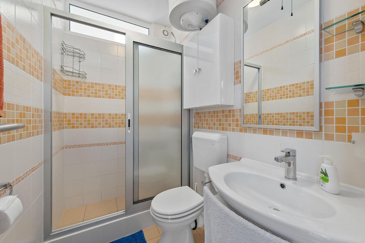 Apartments Joni Cikat Mali Lošinj Extérieur photo