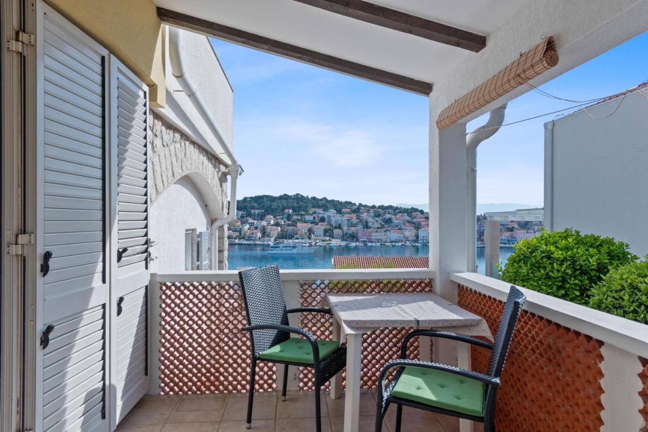 Apartments Joni Cikat Mali Lošinj Extérieur photo